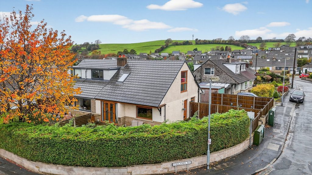 High Road, Lancaster